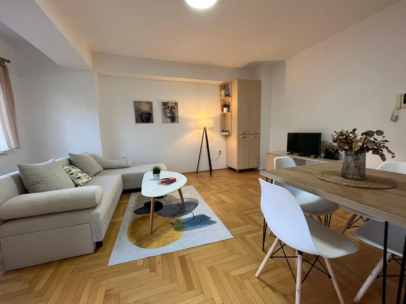 Best Value-Apartment In Skopje Exterior photo
